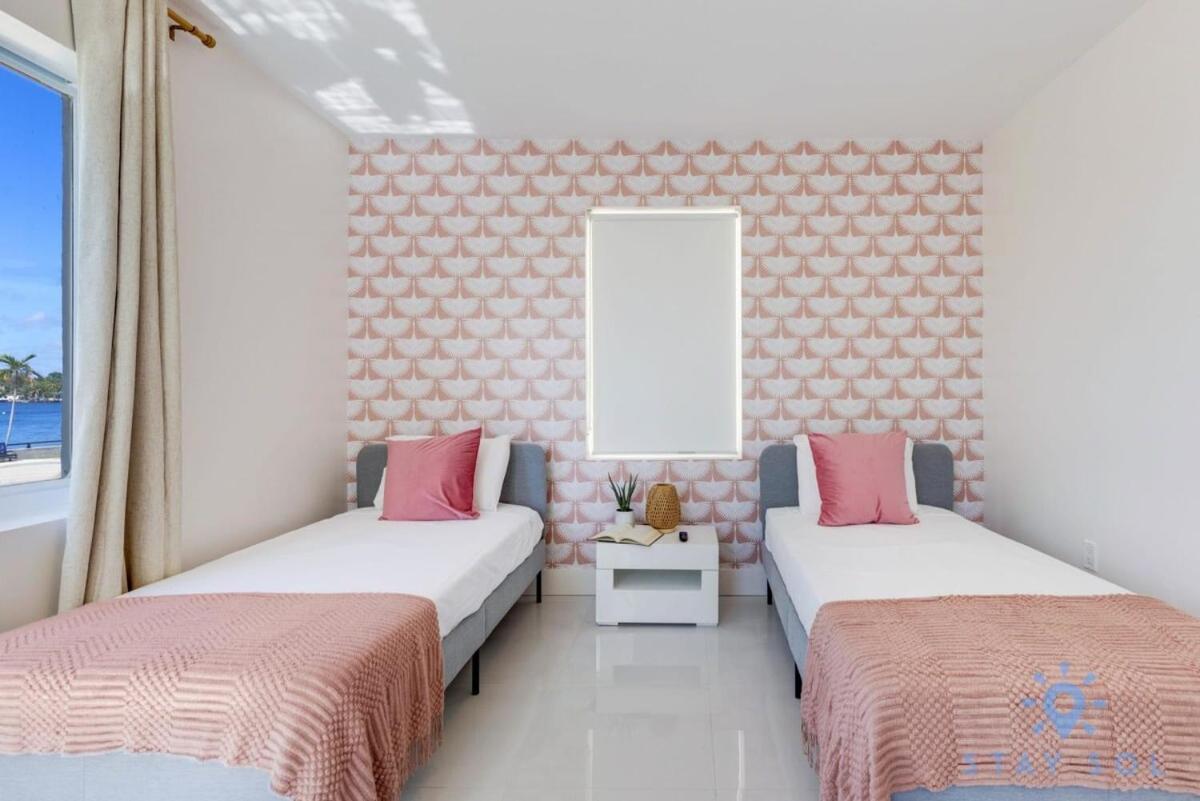 Free Parking, Bay View, Pool, Step To Beach Hollywood Eksteriør billede